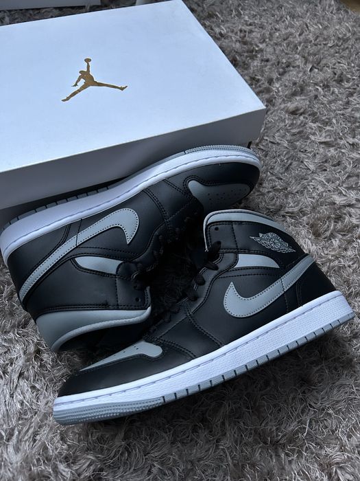 Jordan 1 Mid Shadow