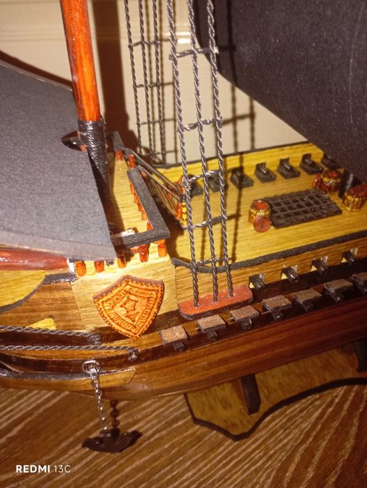 Корабль парусник