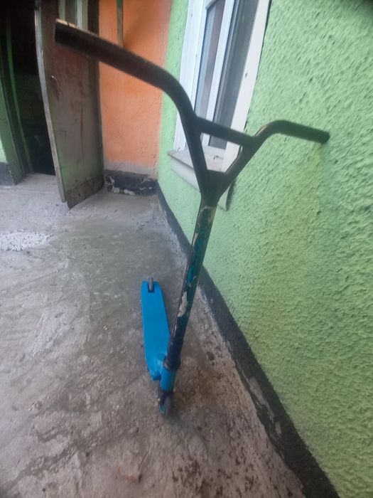 Продам самокат СРОЧНО торг есть