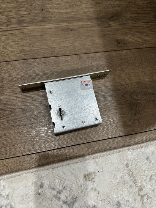 Продам замок  фирма border