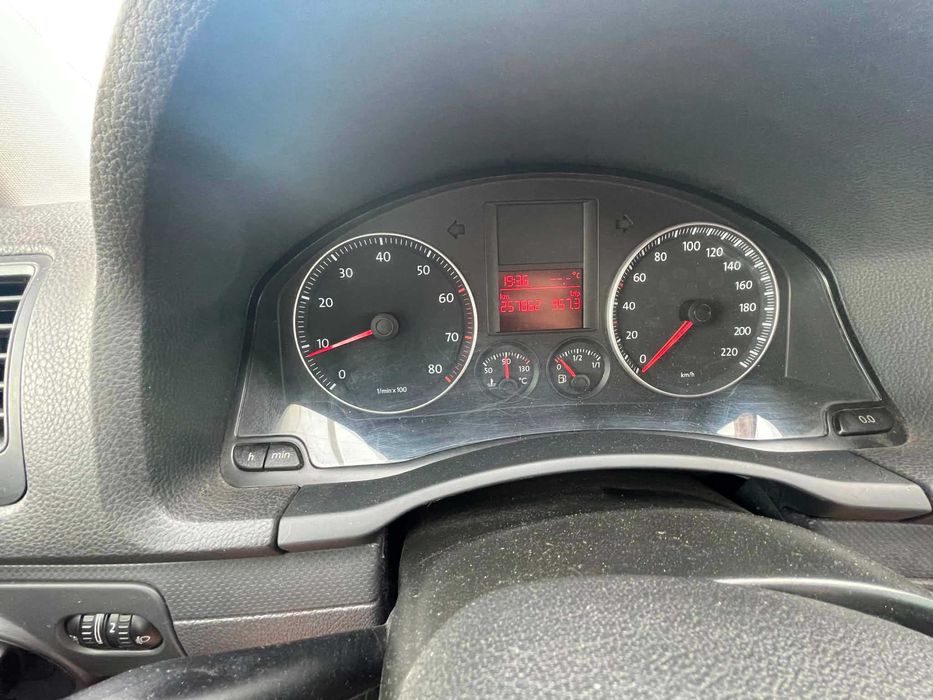 VOLKSWAGEN Golf 2008 — imagine 3