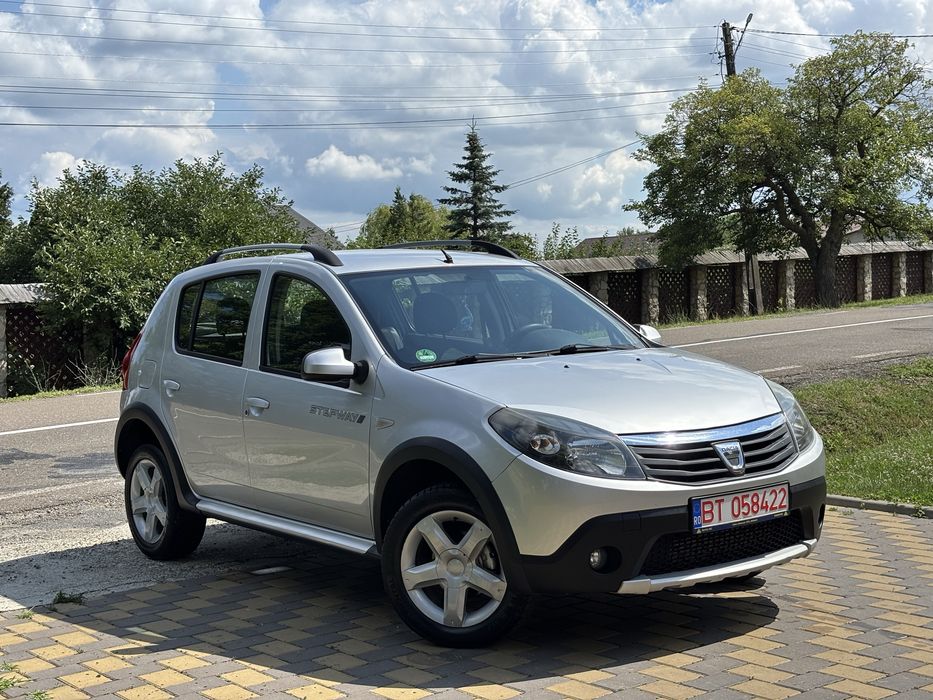 Dacia Sandero Stepway 2012 1.5 dci 90 cp | Germania