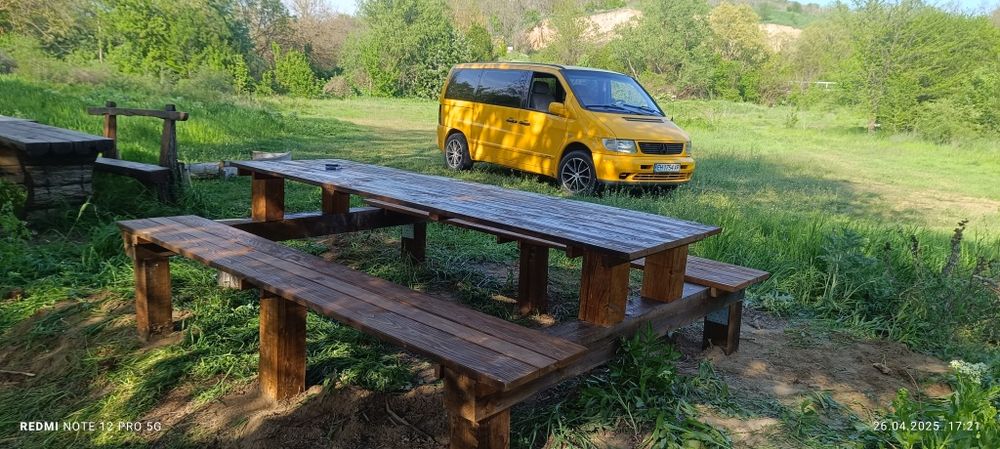 Дървена маса/масив/