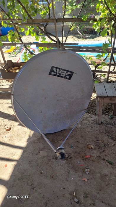 Спутниковая тарелка б/у