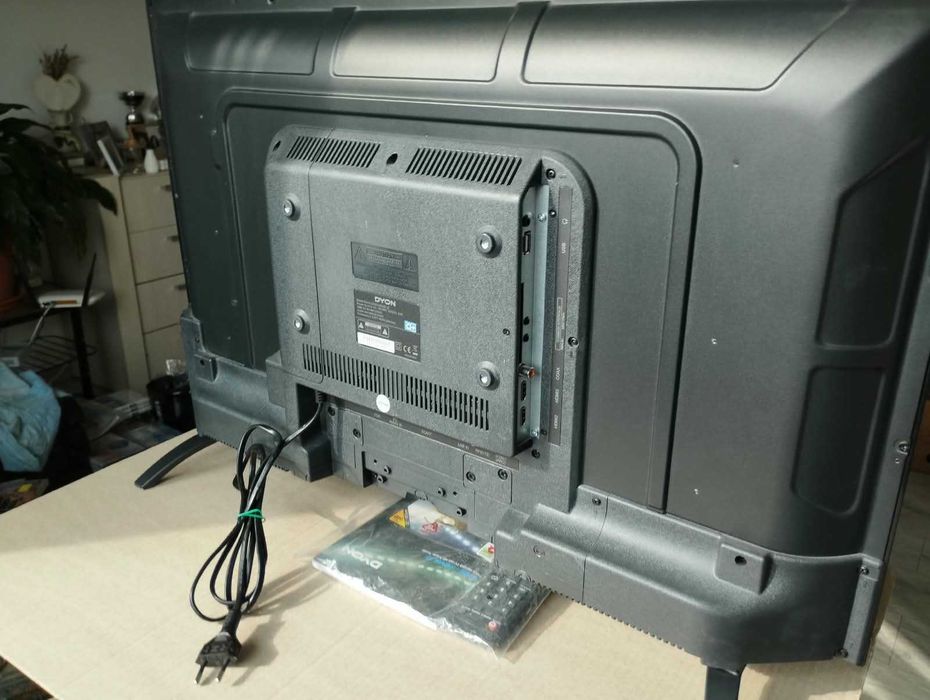 Televizor Full HD DYON Movie 32 (81 cm) - Ca Nou / Slot Card Digi / Import Germania