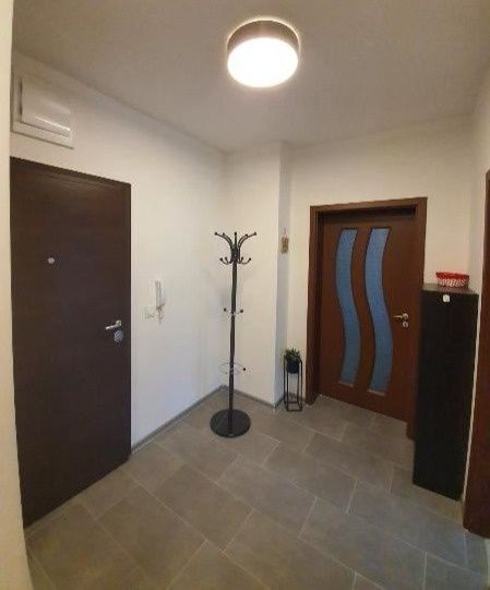 Дава се под наем Тристаен апартамент в София, Красно село - 105 кв.м за 510 € - Снимка #4