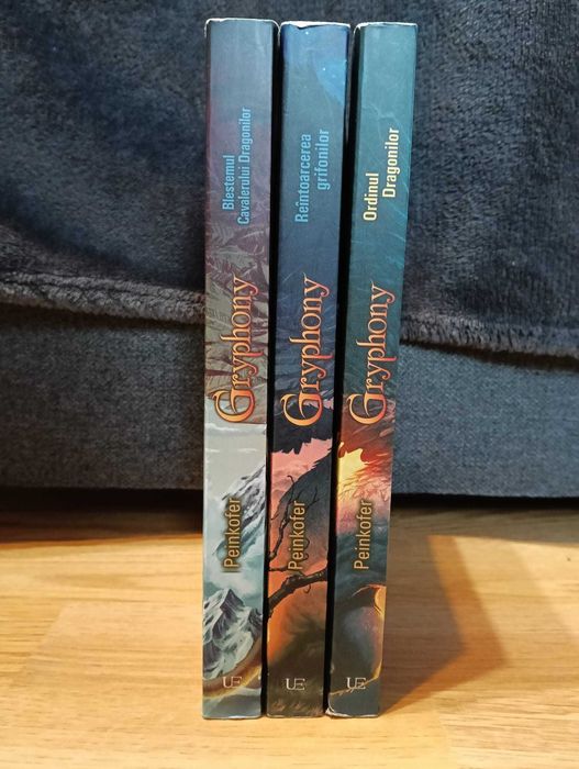 Seria  Gryphony 3 volume