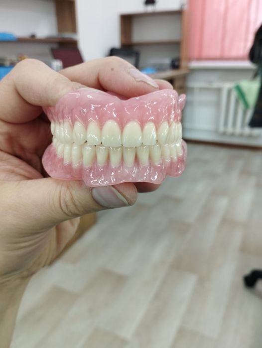 Вакуумные протезы, съемные протезы. ДОСТУПНЫЕ ЦЕНЫ