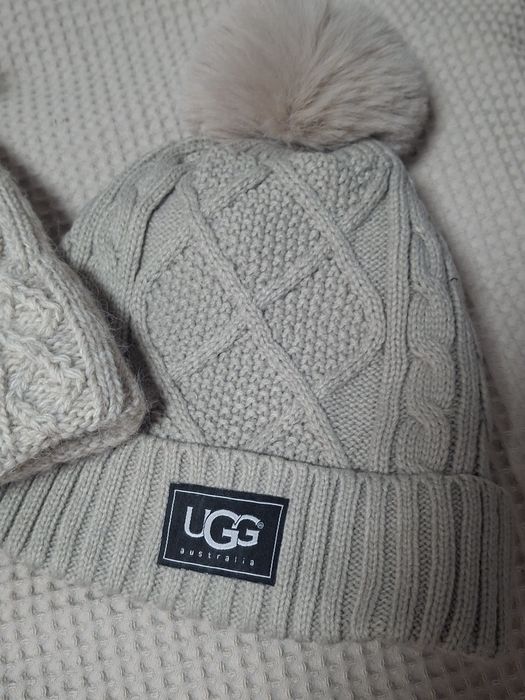 Зимни топли шапки за ученичка Ugg, Pamami ,HM.