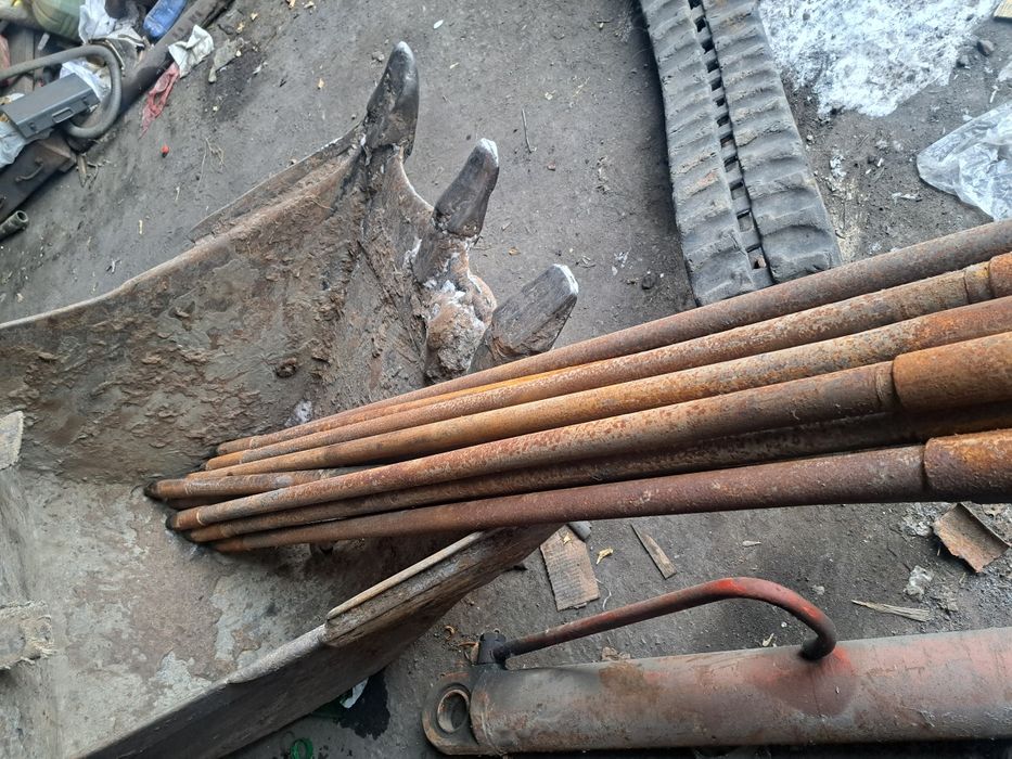 Штанги буровые Ditch witch 920,921  2 метра