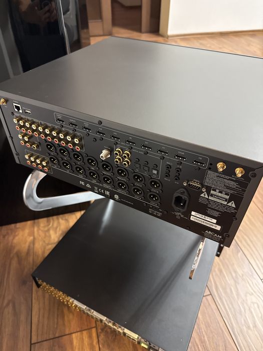 Arcam av 40 Продается топовый hi end ресивер  a