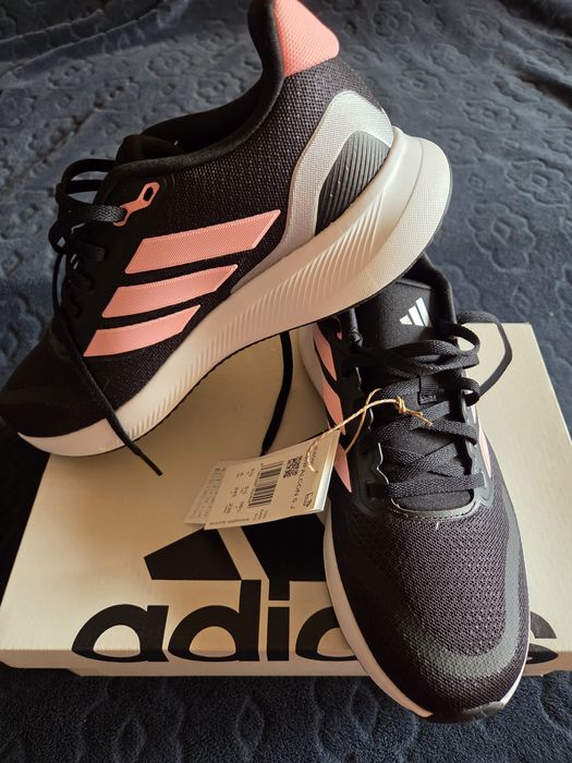 Нови оригинални Адидас