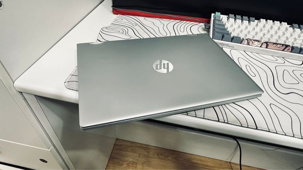 Продам айфон 16 про и ноутбук