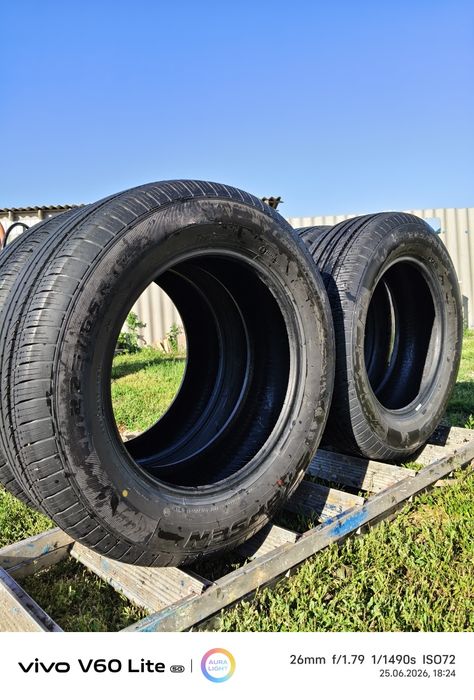 Продам шины R17 225/65