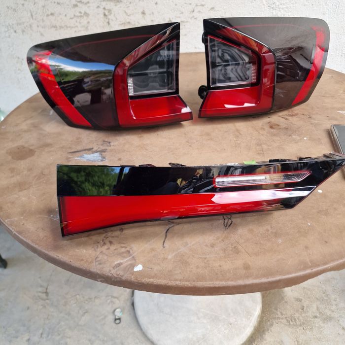 BMW X 1 full led 2024 ляв и десен стоп +ляв вътрешен