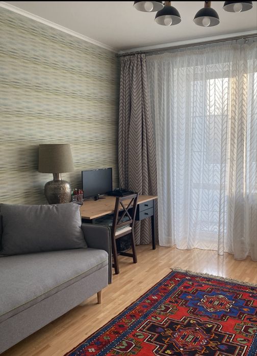 Итальянские обои продам