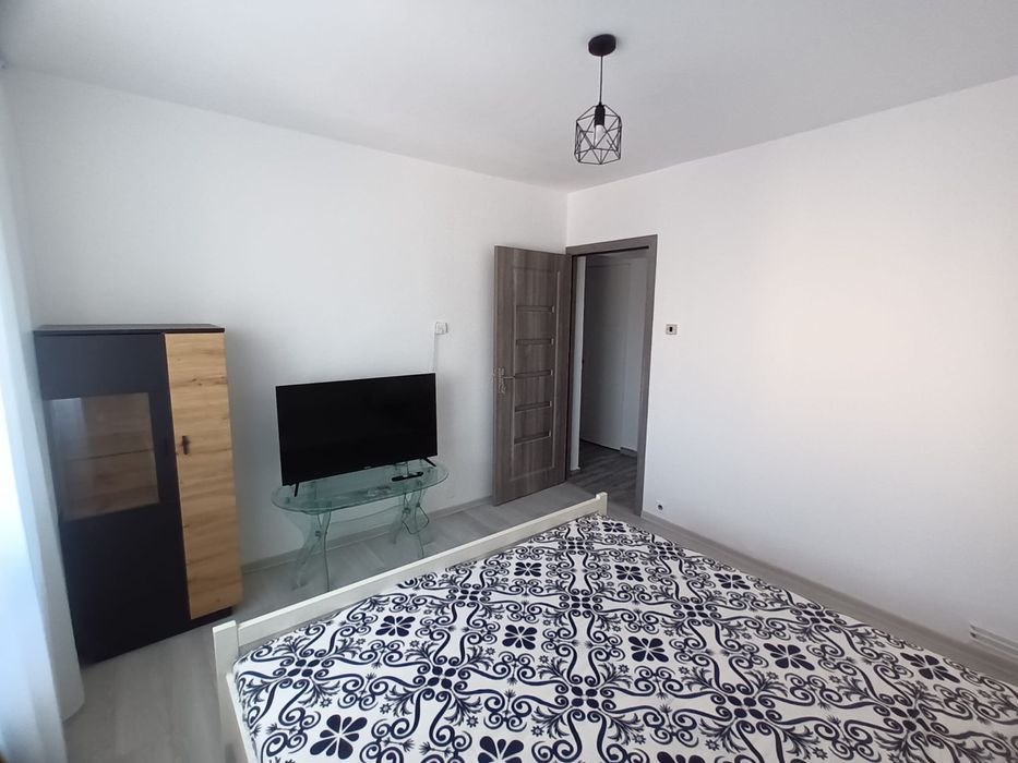 Inchiriez apartament cu doua camere