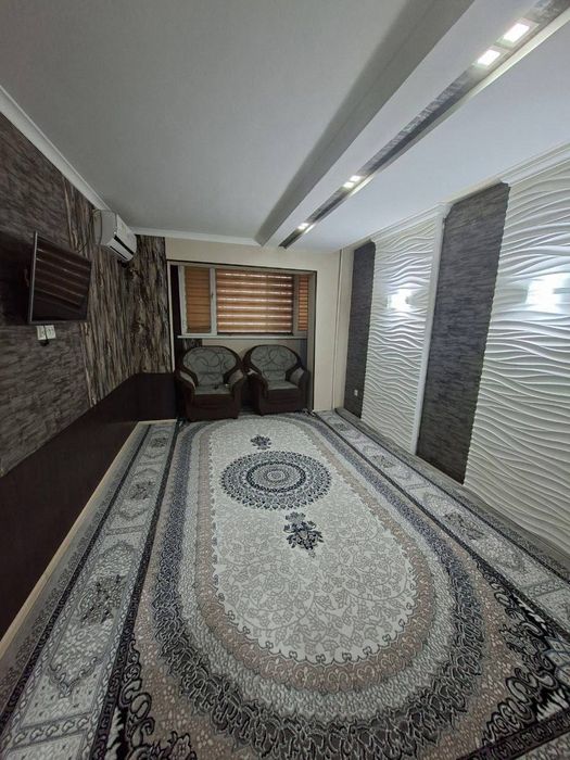 Сдается 2х комнатная квартира на 1этаже в районе Университет