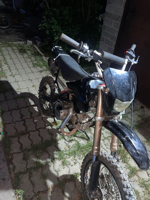 Мотоцикл Racer RC125, на ходу