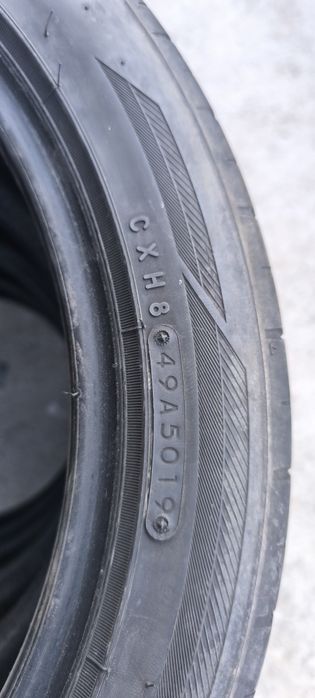 225/45 R17, DOT 19- Toyo