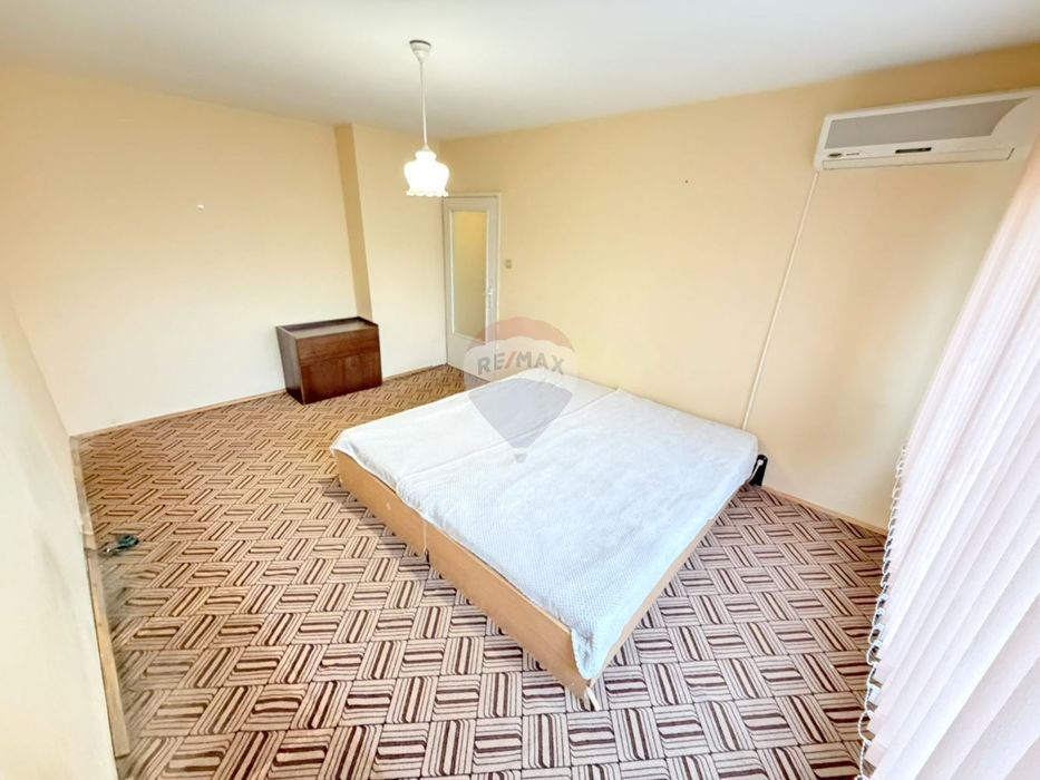 Гарсониера за продажба в жк.Владислав Варненчик, гр. Варна ДК - № 4489