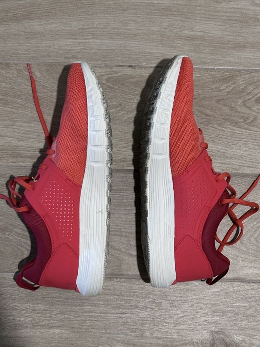 Under Armour HOVR CTW №46 – оригинални, много добро състояние