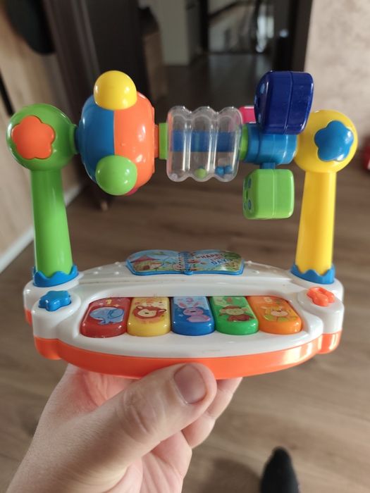 Pian pentru bebelusi cu lumini si sunete, Multicolor