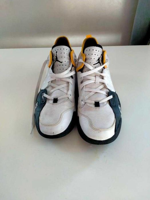 Кроссовки Jordan Stay Loyal 2