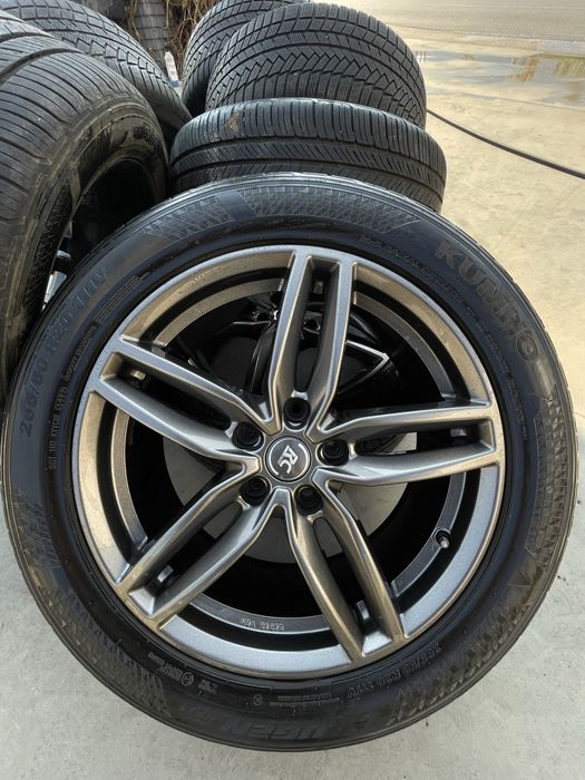 Оригинални джанти Brock 5x127 20’’ 8.5J с гуми 265/50R20 7mm dot22 Grand cheroke Durango
