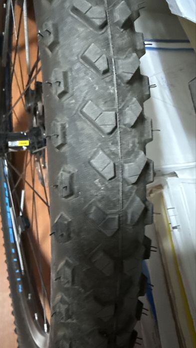 2 X Continental Mountain King 29x2.3 folding