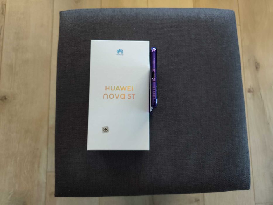 Продавам HUAWEI nova 5T