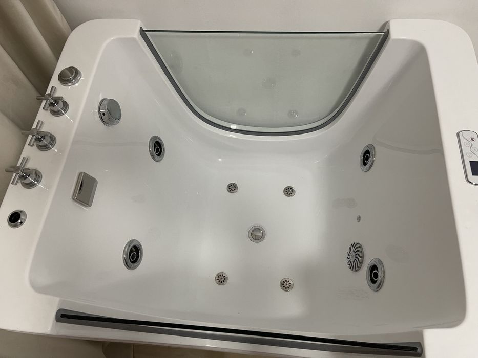 Ванна-джакузи для детей