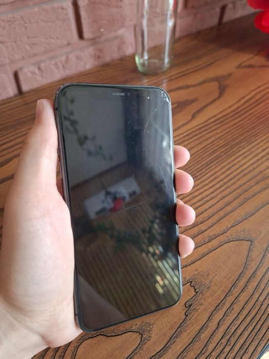 Iphone 11 sotiladi