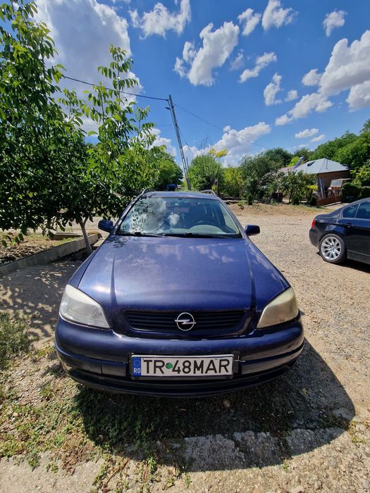 Opel Astra Caravan