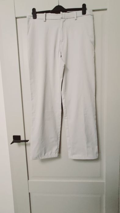 Pantaloni bărbătești,  subțiri