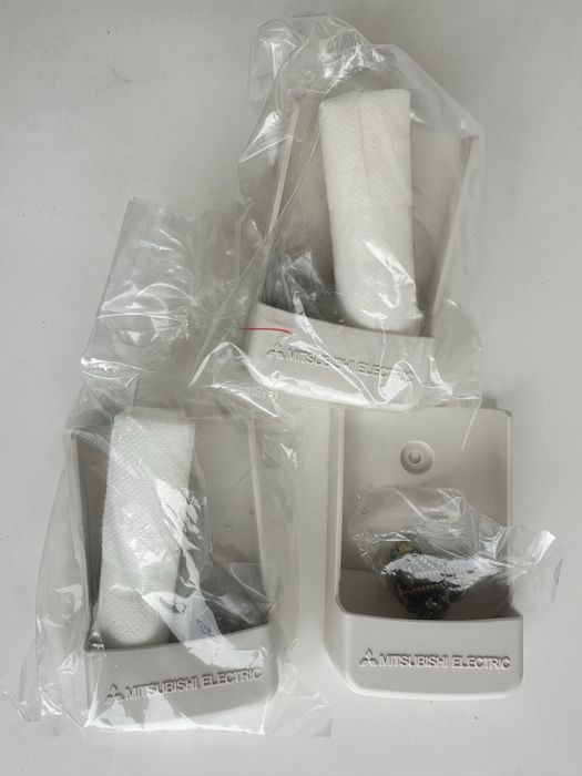 Поставка за дистанционно на климатик mitsubishi