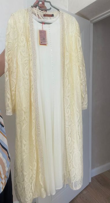 Платья нарядная, красивая