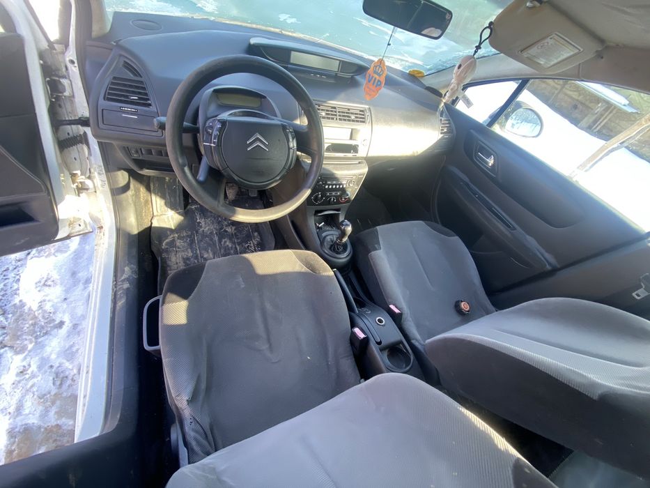 Vand sau schimb citroien c4