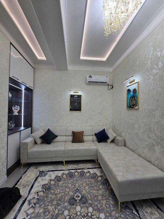 Продаётся 2х комн квартира на 9 этаже Ор-р Бухара Сити