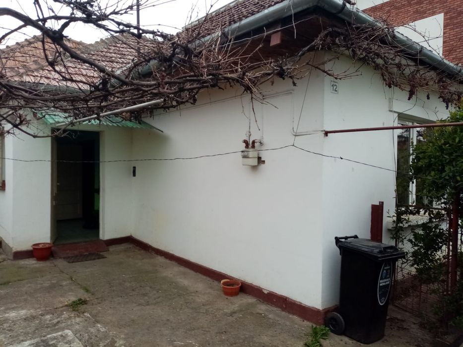 Proprietar închiriez casă în zona Iulius Mall