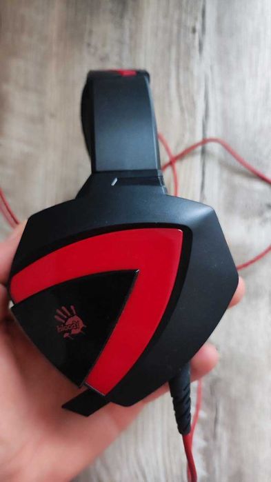 Продам наушники Bloody G500