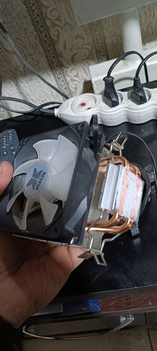 Cpu cooler sotiladi