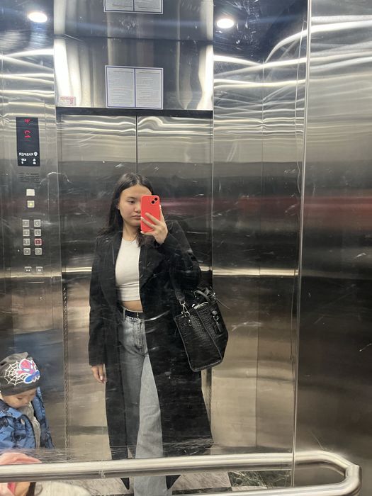 Пальто черное