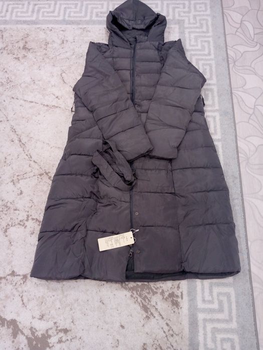 Продам новые зимние куртки