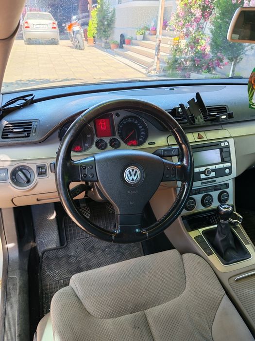 Volkswagen Passat 2.0 TDI 140 CP – 2009 – 250.000 km