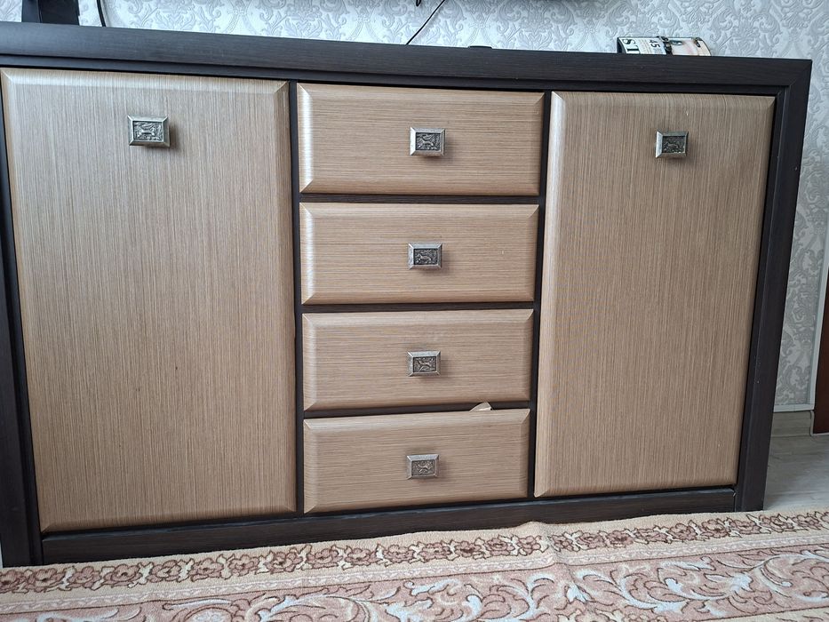 Тумба под телевизор