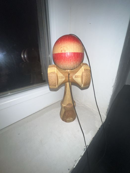 Vand Kendama Editie limitata