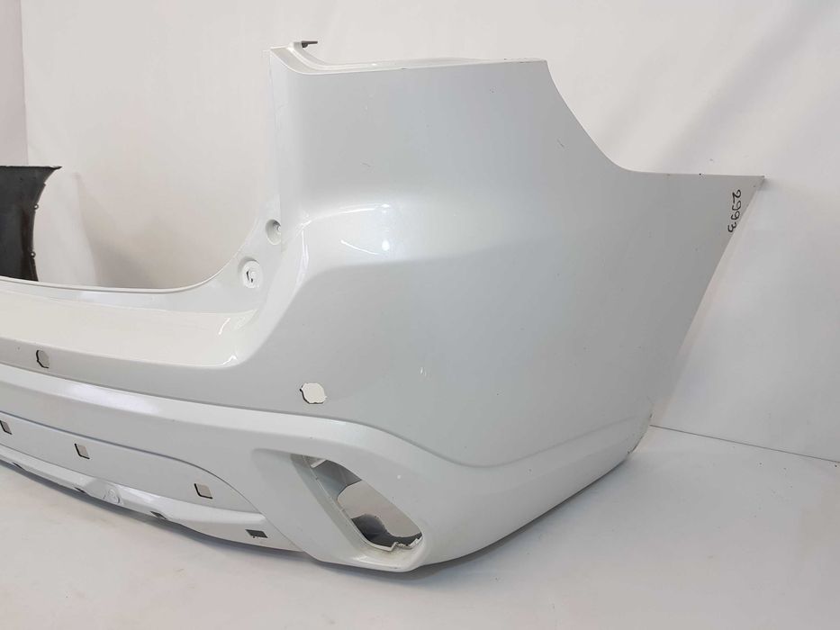 Bara spate Mitsubishi Lancer berlina dupa 2009