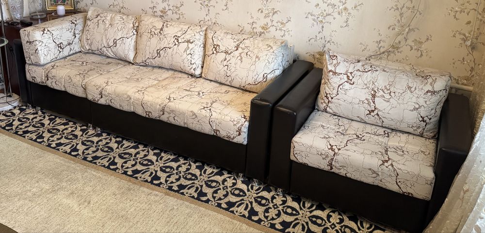 Продам диван + кресло