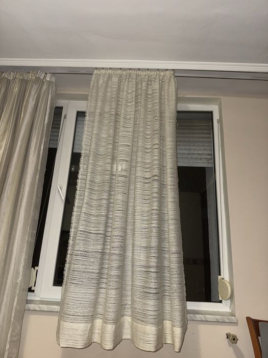 Перде може в две части